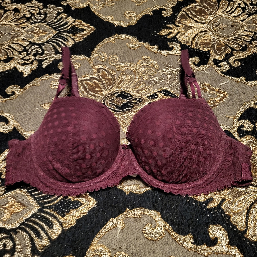 PINK Victoria's Secret Push Up Burgundy Lace Bra